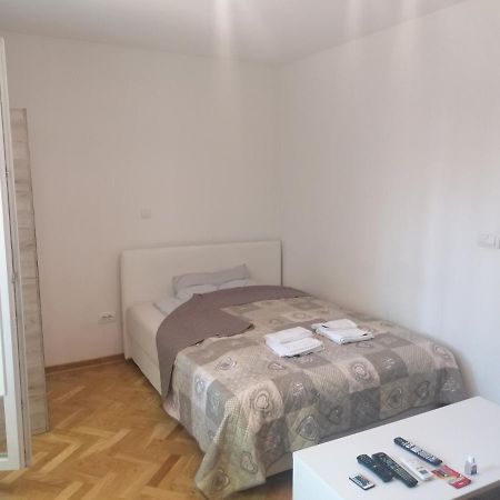 Appartement Natasa à Belgrade Extérieur photo
